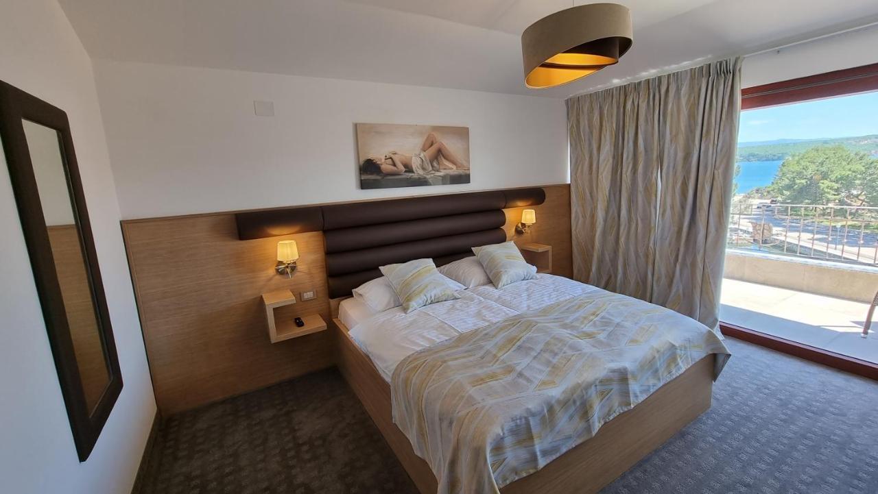 Villa Vista Малинска Экстерьер фото